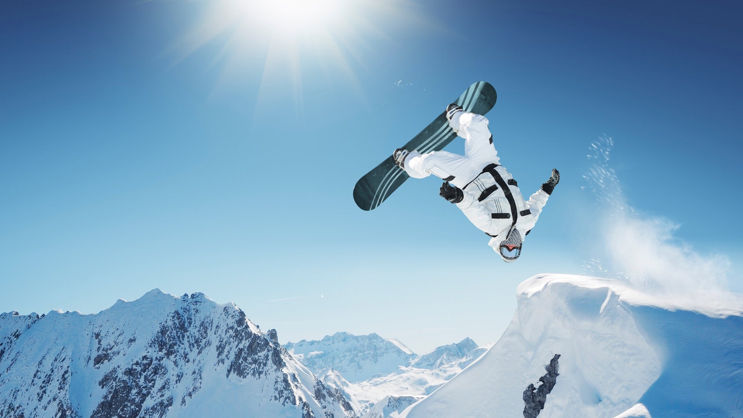 一脚世界波，全场沉默3秒，一脚世界波是什么意思